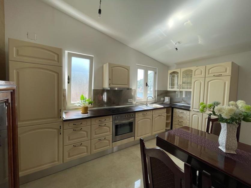 Apartment Venera Блаце Экстерьер фото